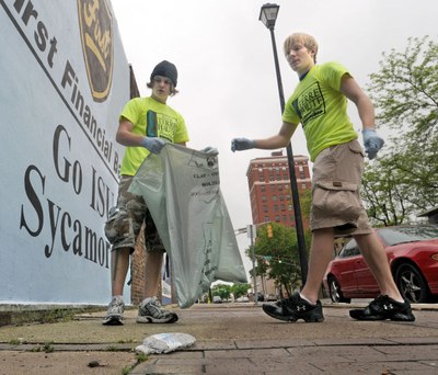 ISU students participate in a downtown Terre Haute clean up.